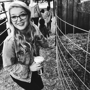 Meet your Posher, Haley